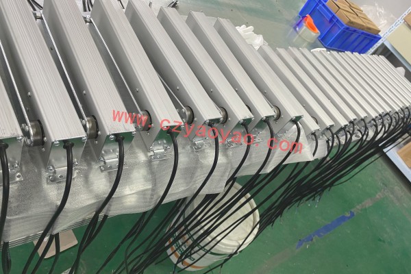 手搖式開(kāi)窗機(jī)和電動(dòng)開(kāi)窗器的兩種開(kāi)窗器的區(qū)別